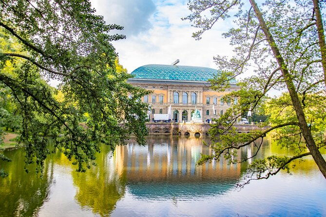 explore-dusseldorfs-art-and-culture-with-a-local