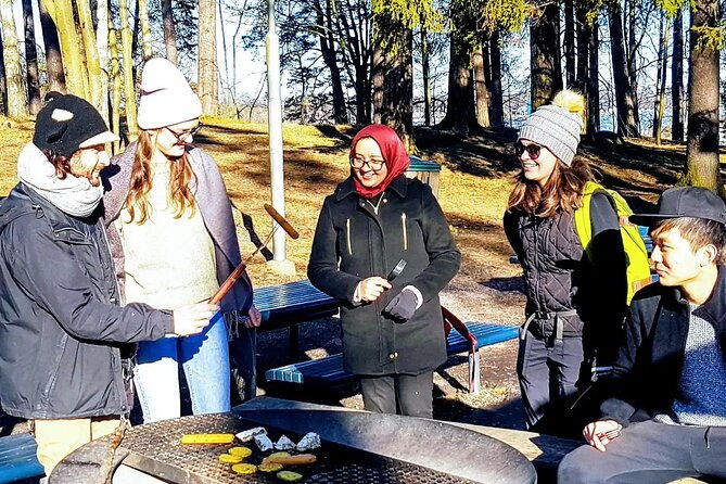 explore-happiest-helsinki-bike-ebike-bbq-sauna-forest-parks-4