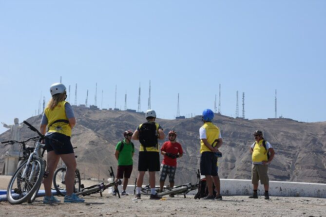 explore-lima-on-bike-coast-cycling-adventure