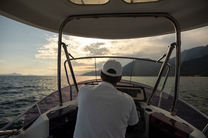 explore-miyajima-sail-from-miyahama-onsen