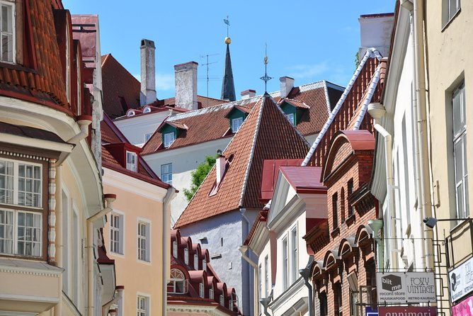 explore-tallinn-in-60-minutes-with-a-local