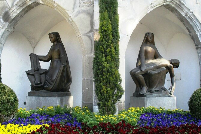 explore-the-instaworthy-spots-of-vaduz-with-a-local