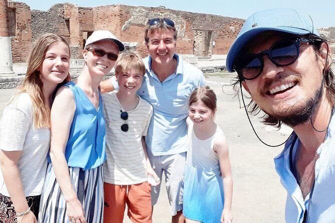 exploring-pompeii