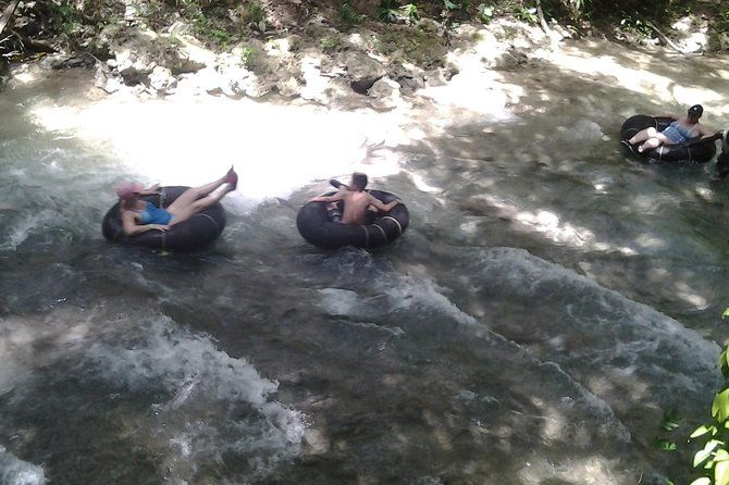 falmouth-shore-excursion-blue-hole-white-river-tubing