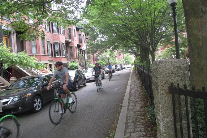 family-friendly-guided-bike-tour-of-boston-2