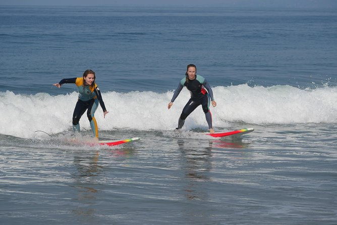 family-surf-lesson