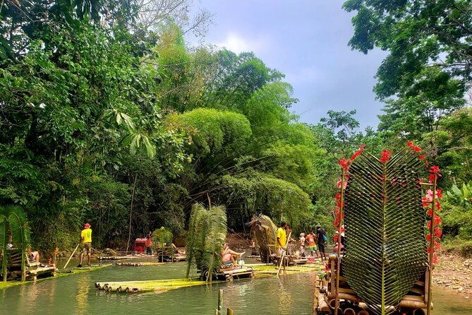 famous-lethe-rafting-tour-limestone-body-massage