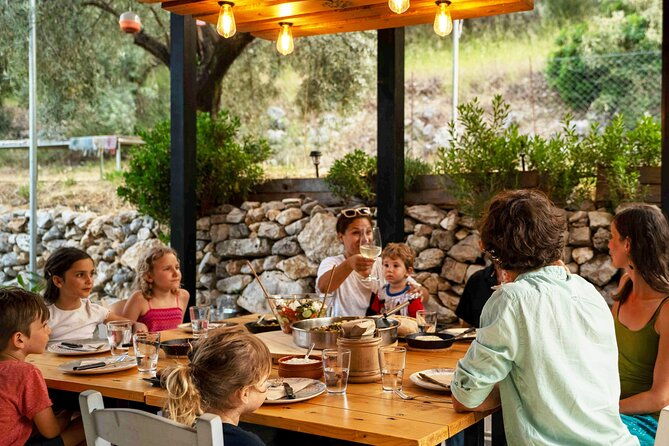 farm-to-table-private-dining-in-ledkada-micro-farm
