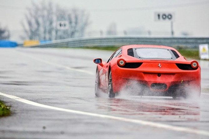 ferrari-driving-experience-on-a-racetrack