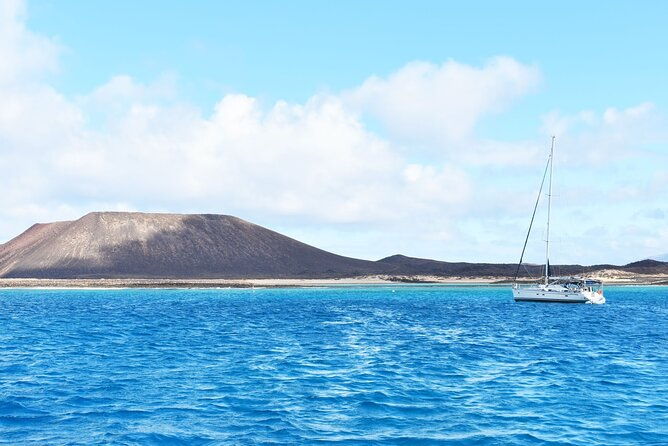 ferry-to-isla-de-lobos-round-trip-tickets-from-corralejo