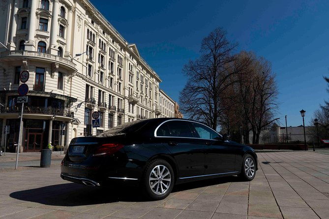 first-class-warsaw-airport-transfer-waw