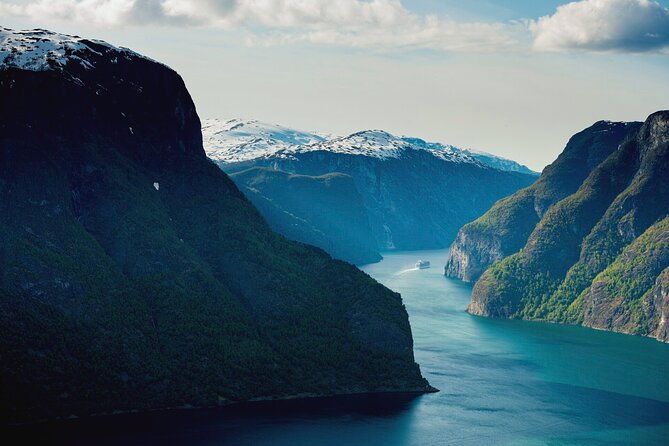 flam-tour-borgund-stave-church-laerdal-stegastein