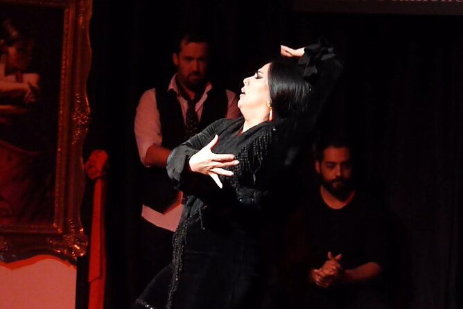 flamenco-in-the-center-of-granada