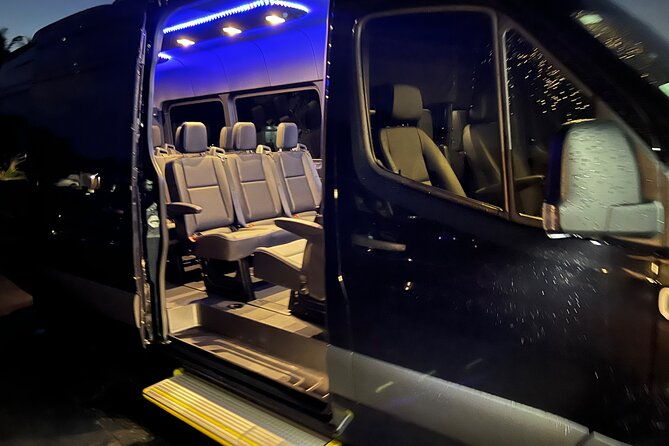 fort-lauderdale-airport-private-transfer-up-to-14-passengers