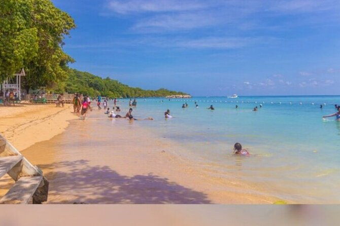 from-montego-bay-falmouth-dunns-river-falls-day-trip-2