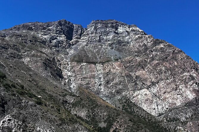 from-santiago-to-the-andes-4x4-horseback-riding-waterfall-visit-and-barbecue