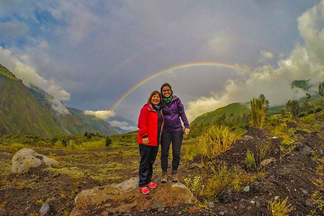 from-the-andes-to-the-amazon-3d-2n-quilotoa-banos-pastaza-river-cotopaxi
