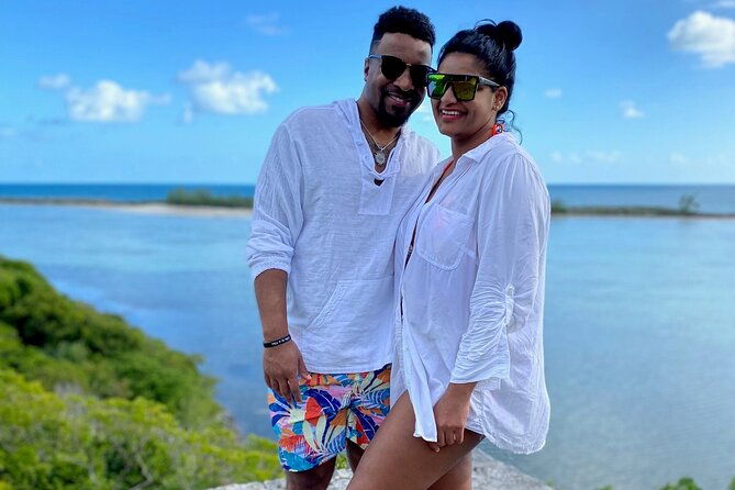 full-day-luxury-private-rose-island-pigs-and-turtles-excursion