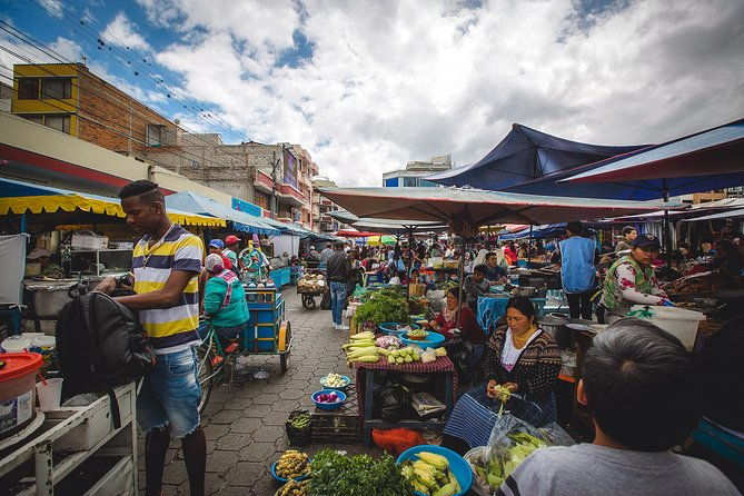 full-day-otavalo-and-cotacachi-market-tour
