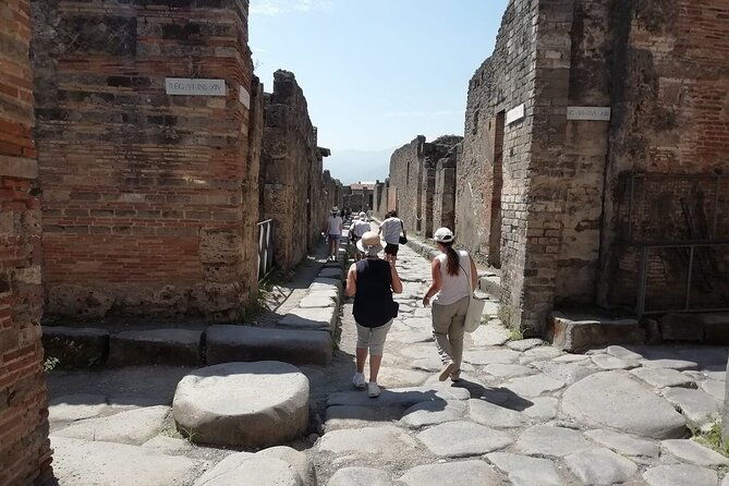 full-day-pompeii-and-stabiae-tour-with-pickup