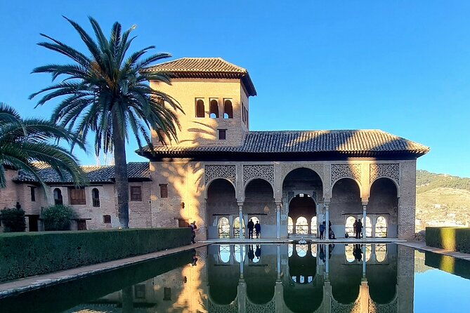 full-day-private-tour-in-alhambra-from-malaga