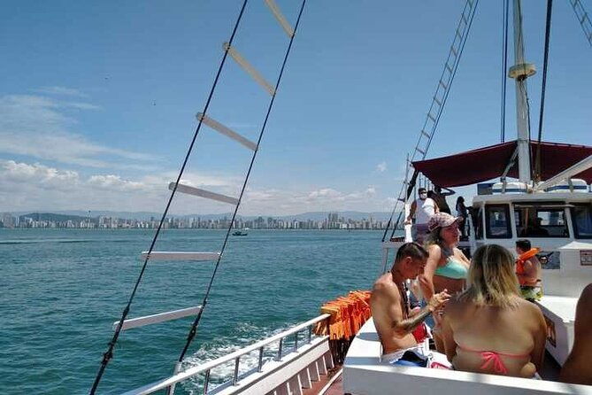full-day-private-tour-of-santos-with-boat-tour-and-viewpoints-tickets-included