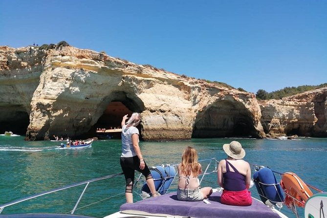 full-day-private-yacht-from-lagos-with-drinks-tapas-paddle-boards-and-kayak