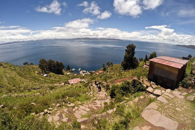 full-day-tour-uros-and-taquile-islands-speed-boat