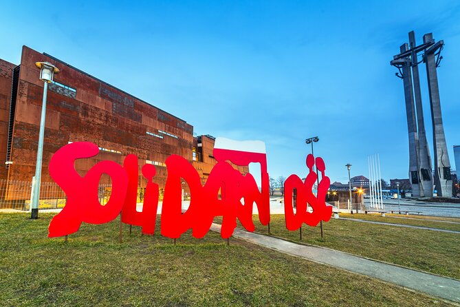 gdansk-european-solidarity-centre-guided-tour