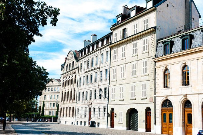 geneva-walking-tour-for-your-private-group-with-an-official-guide