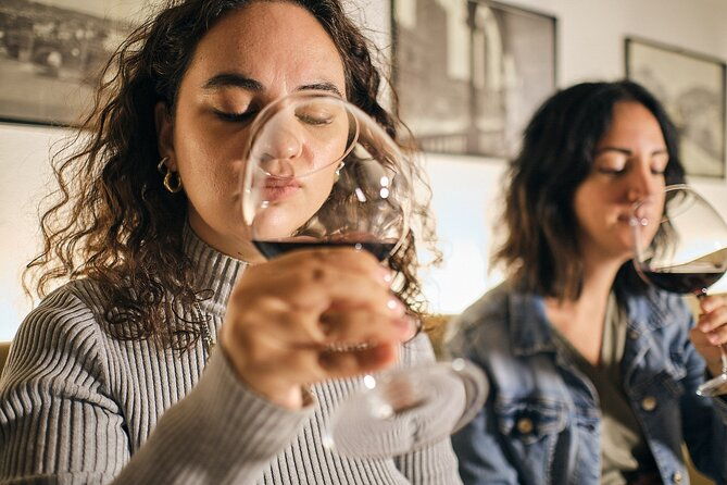 genoa-wine-tasting-near-the-aquarium