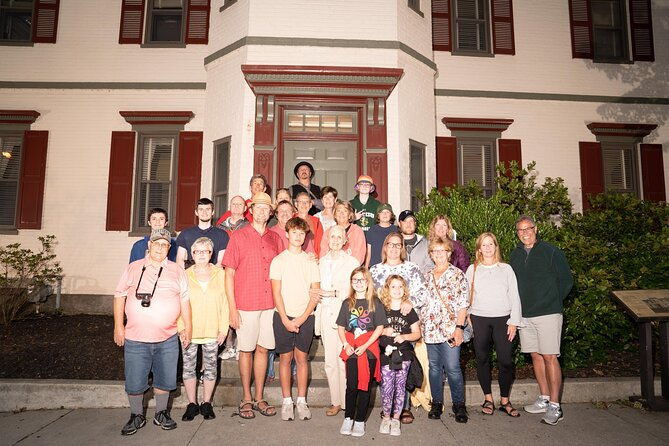 ghost-tour-history-and-haunts-family-friendly-best-in-gettysburg