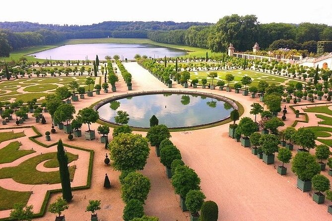 giverny-versailles-day-trip-from-paris-with-professional-guide