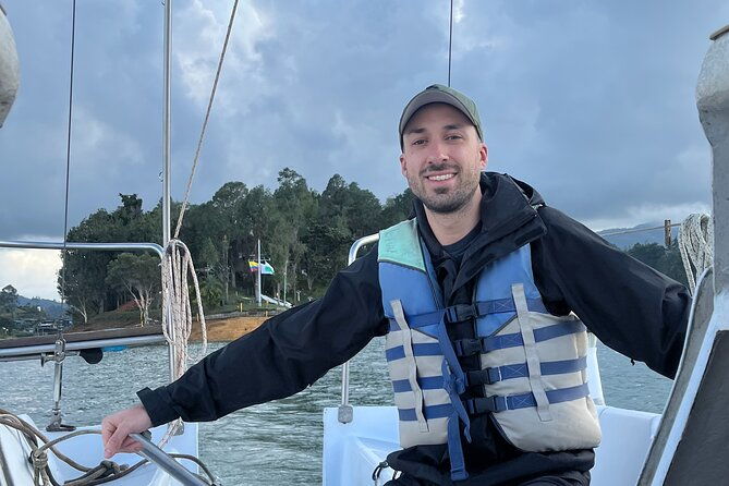 go-sailing-guatape