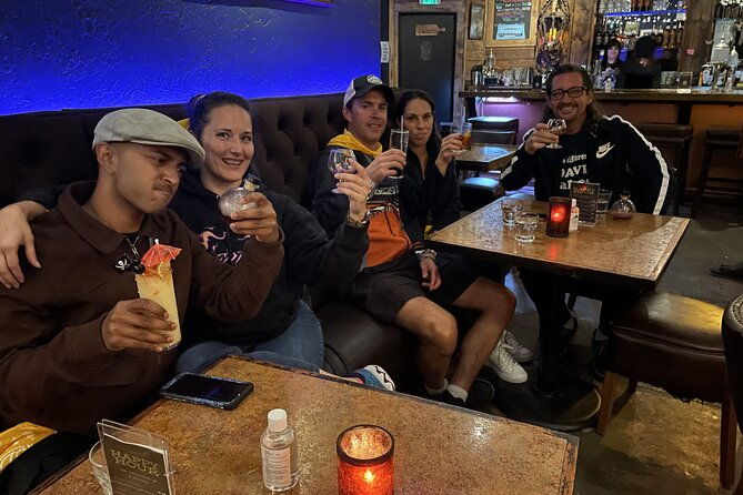 golden-ghosts-spirits-haunted-pub-crawl-2