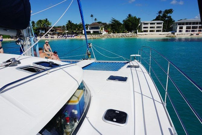 good-times-exclusive-catamaran-cruise