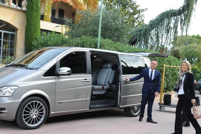 granada-to-seville-private-transfer