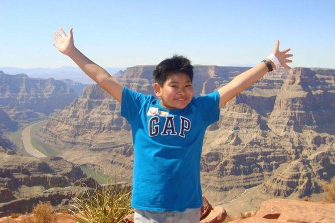 grand-canyon-west-rim-by-coach-with-helicopter-tour-and-meals
