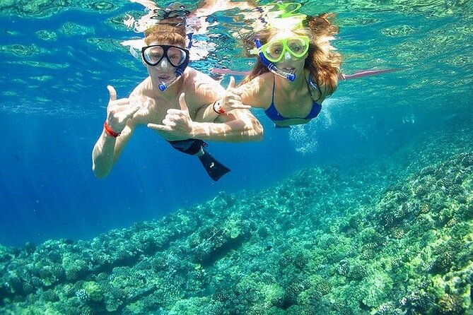 grand-cayman-reef-stingray-city-snorkeling-adventure