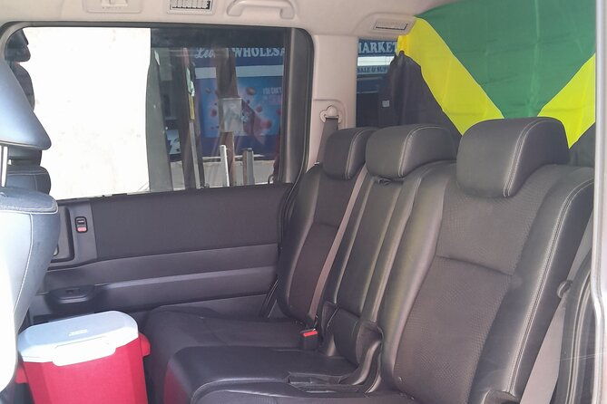 grand-palladium-resort-airport-transfers-arrivals-or-departures