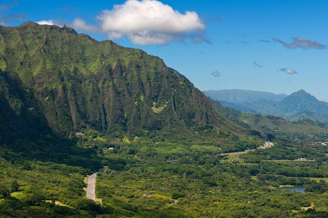 grand-tour-around-oahu-swim-at-waterfall-turtle-beach
