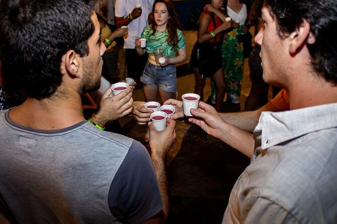 group-night-experience-cartagenas-best-pub-crawl-all-included