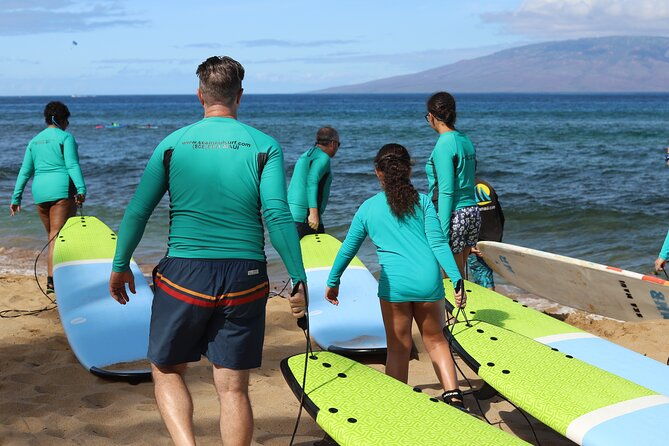 group-surf-lessons-from-kaanapali-beach