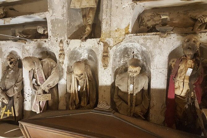 guided-bike-tour-to-the-capuchin-catacombs