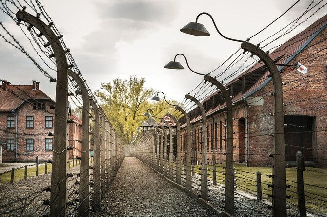 guided-private-tour-to-auschwitz-birkenau-krakow-from-wroclaw