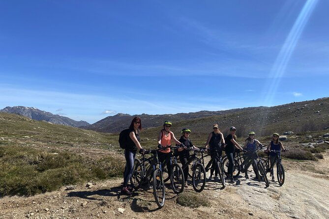 guided-ride-on-the-plateau-du-coscione-by-electric-mountain-bike