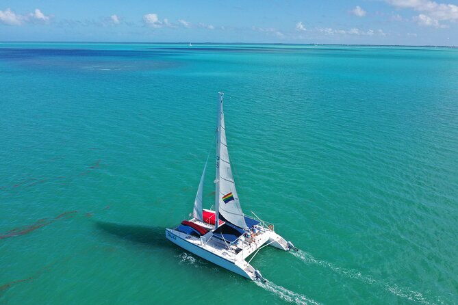 guided-snorkel-morning-sail-small-groups-with-honest-eco