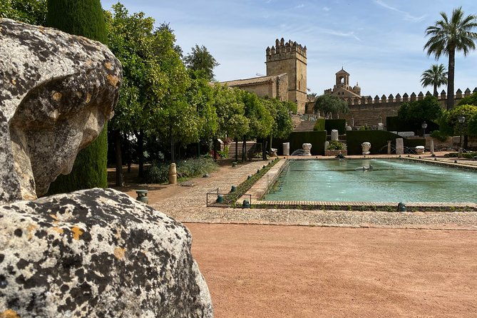 guided-tour-of-the-alcazar-of-the-christian-monarchs