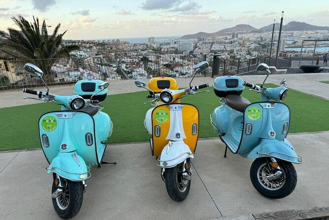 guided-tour-with-electric-moped