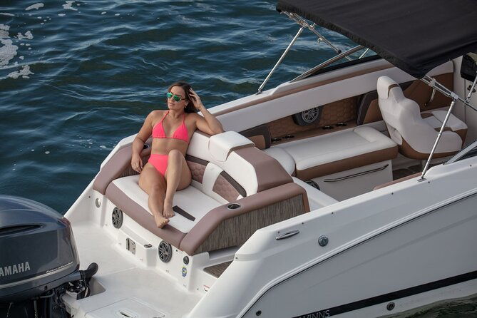 half-day-private-boating-on-premium-four-winns-clearwater-beach